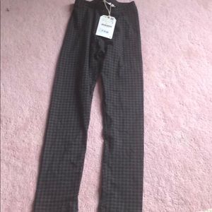 Zara size 9 NWT leggings.